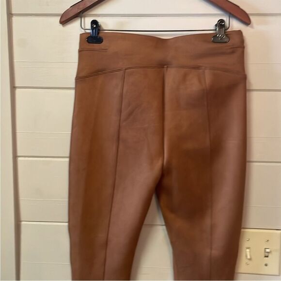 SPANX Faux Suede Leggings Women’s Rich Caramel Activewear Shape wear Size L EUC - Picture 4 of 9